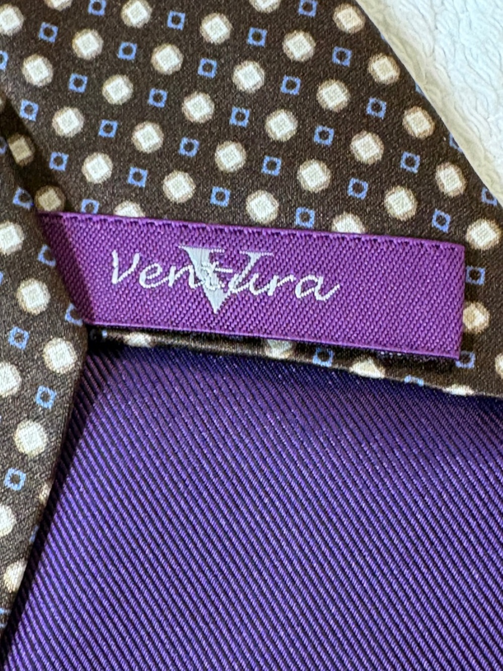 Tom James "Ventura" Hand Made Silk Tie Geometric Diamond Micro Dot Pattern